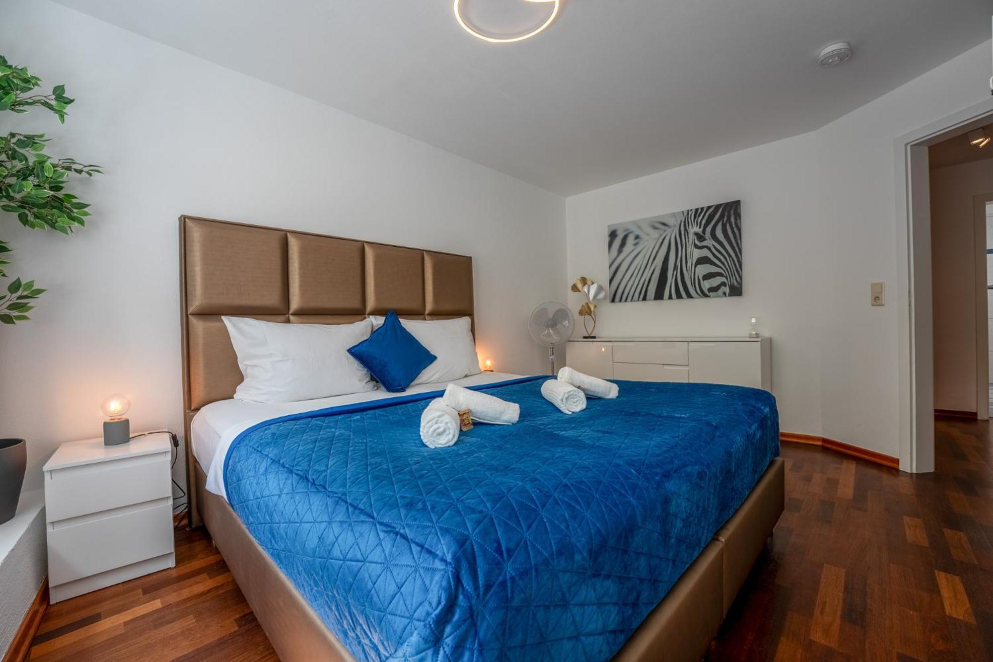 Schlossberg Residences - Markplatz City-Apartment Вайнхайм Екстериор снимка