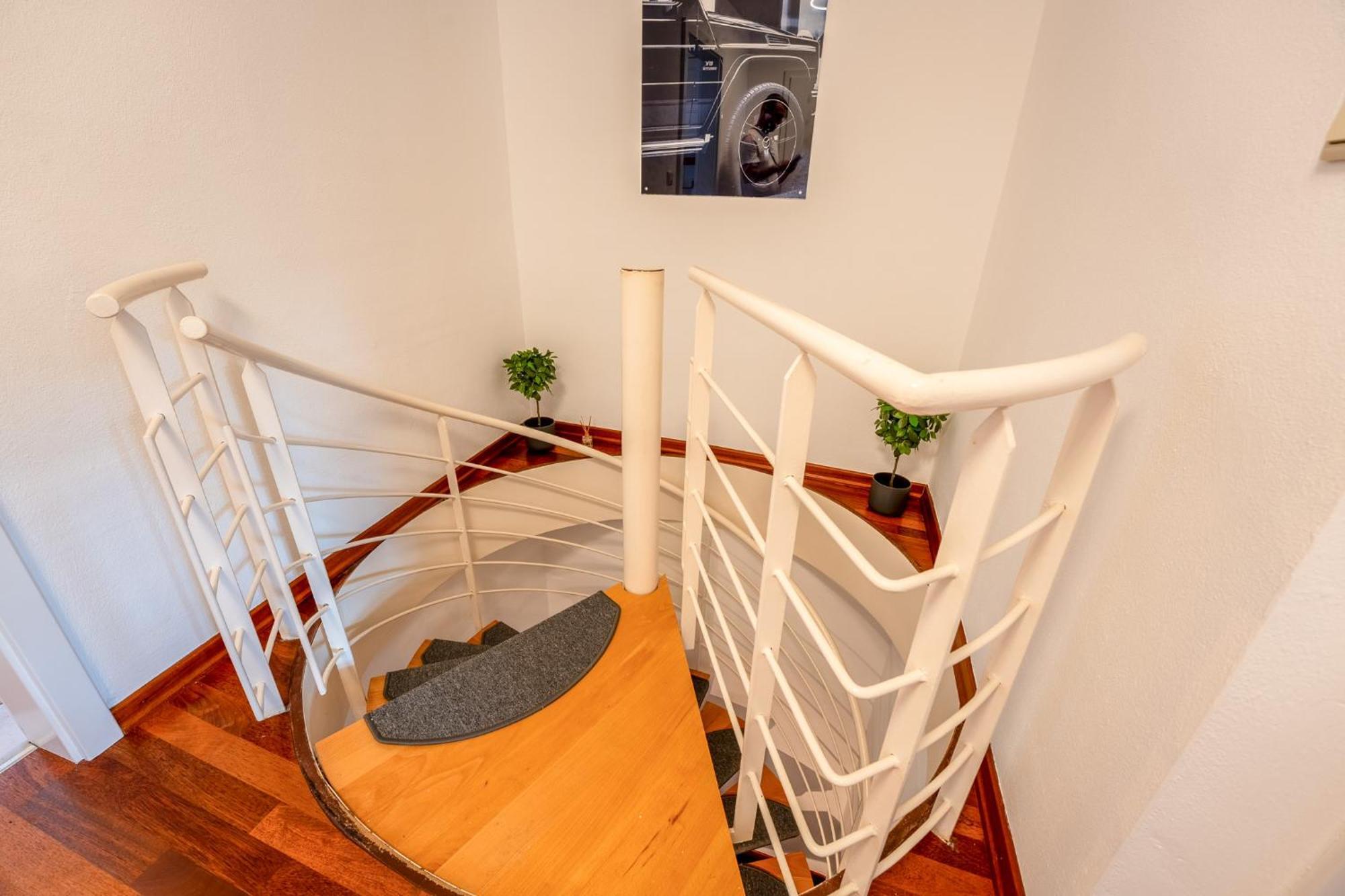 Schlossberg Residences - Markplatz City-Apartment Вайнхайм Екстериор снимка